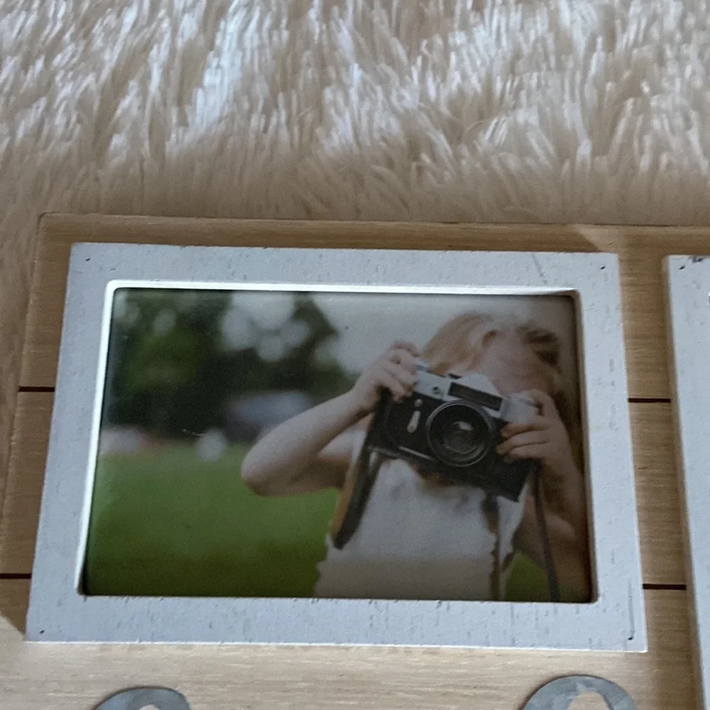 NEVER USED PICTURE FRAME!